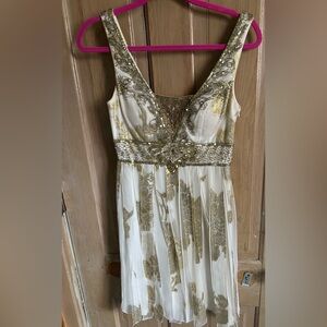 Sue Wong White and Gold Embellished Pleated Chiffon Mini Dress